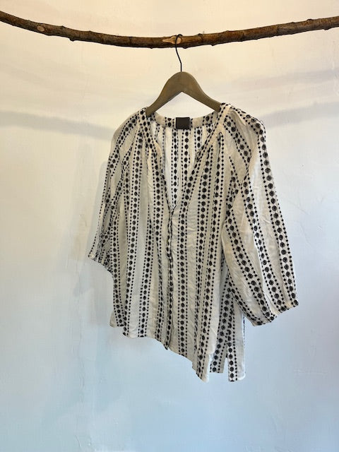 Embroidered blouse