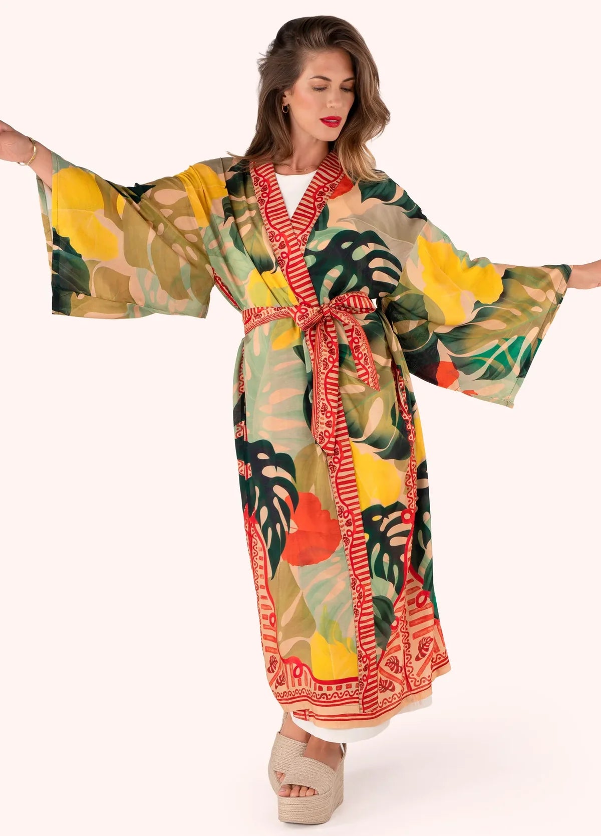 Exotic leaves kimono